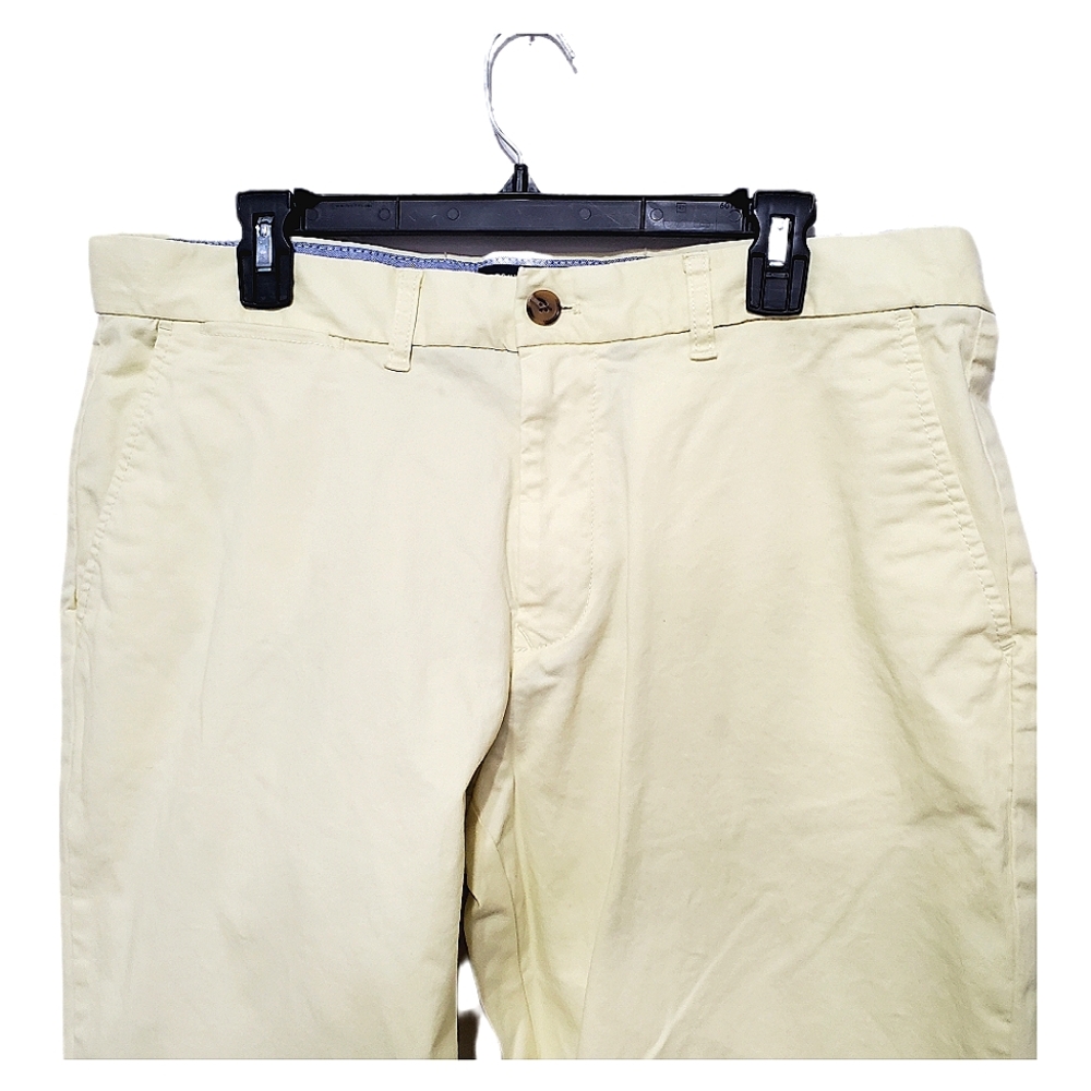 2/$30 Tommy Hilfiger Men's Custom-Fit Chino Pant Size 36W x 32L - Picture 4 of 12